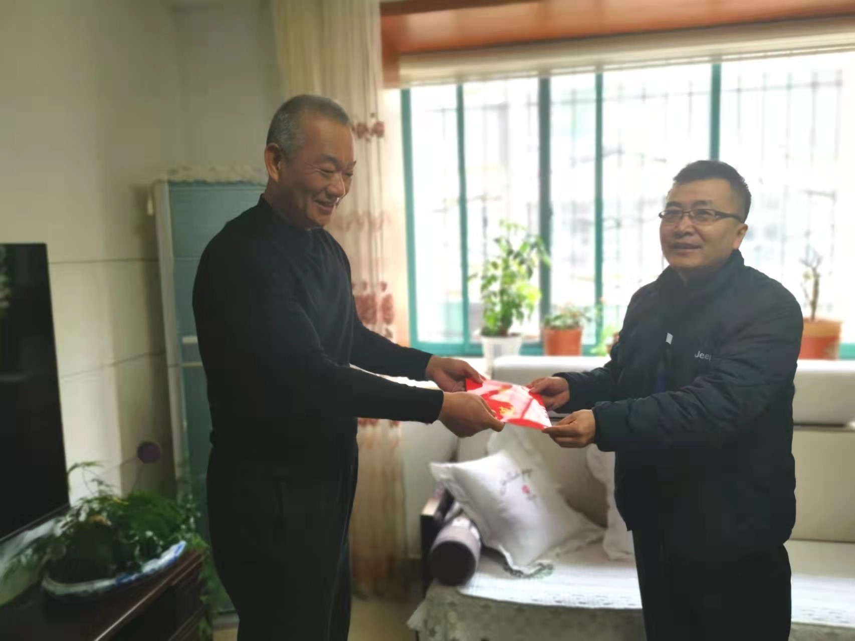 2c84b5268e48132d881f49ef903a5de7.jpg 2222222.jpg